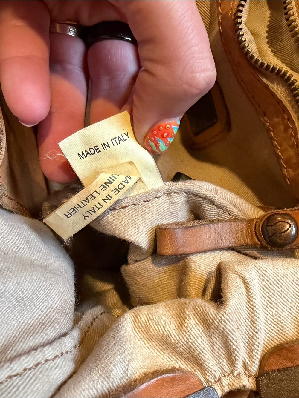 Campomaggi Woven Leather Shoulder Bag in Tan - Picture 9 of 13